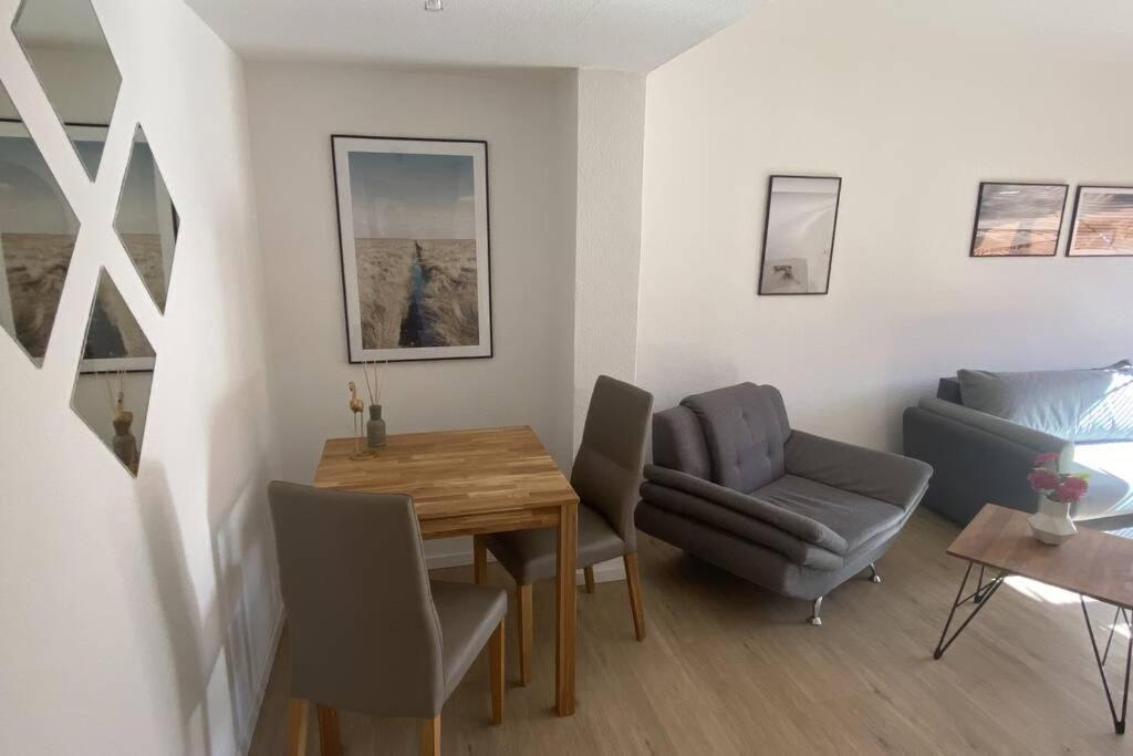 Schone&Moderne 2Zkb Wohnung Am Homburg Saarbrucken Buitenkant foto